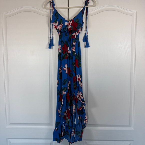 Guess Dresses & Skirts - Guess Blue Tropical Floral High Low Ruffle Maxi Dress Extra Small
